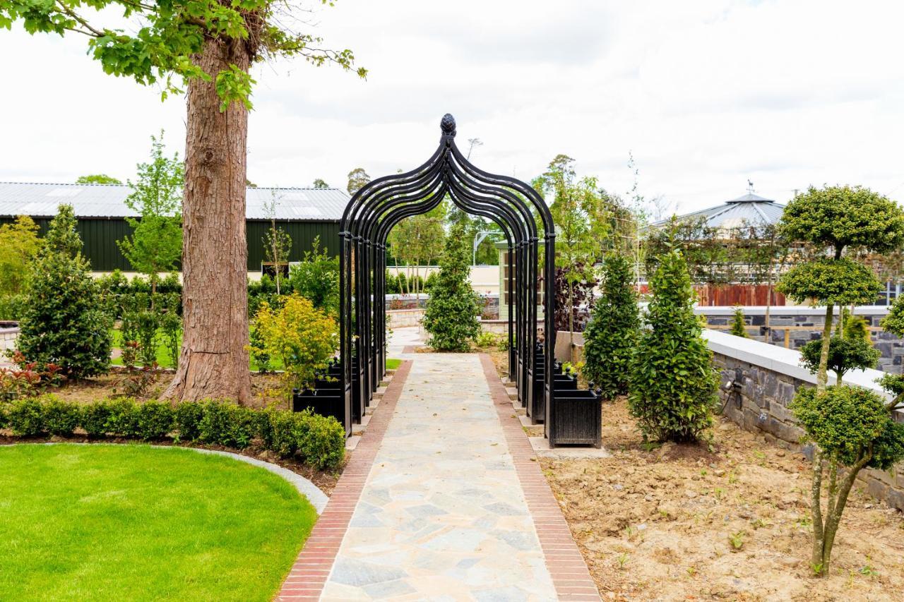 Queens Brook Apartment 네번 외부 사진
